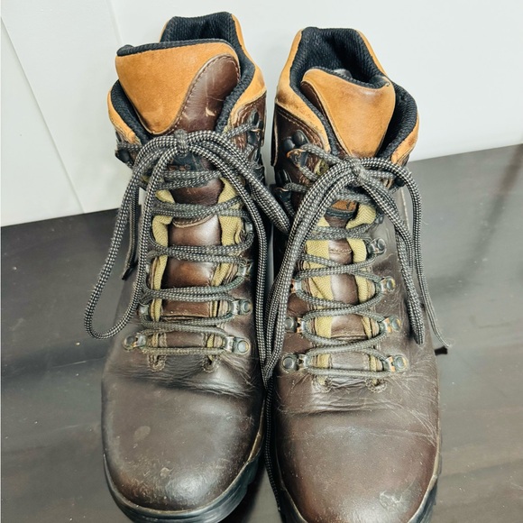 Men's Merrill REI Monarch Gortex Brown Hiking Boots - Picture 1 of 7